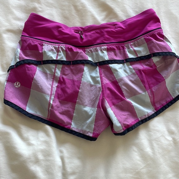 Lululemon shorts - Picture 4 of 4